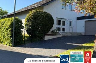 Haus kaufen in 57610 Altenkirchen, Wohnen in der Stadt und dennoch im Grünen - Äußerst gepflegtes Wohnhaus mit Garten in Altenkirchen.
