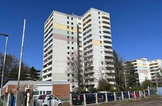 Wohnung kaufen in Wolfringstraße, 90765 Ronhof, 2-Zimmer-Wohnung mit Balkon, Aufzug & Tiefgaragenstellplatz in Fürth – zentrumsnah am Praterweiher