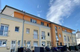 Wohnung kaufen in Heinenbusch 23c, 40764 Langenfeld, Lichtdurchflutete Eigentumswohnung im Stil eines Haus-im- Haus in ruhiger Lage von Langenfeld