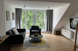 Wohnung kaufen in 20359 St. Pauli, Neu renovierte, großzügige 2-3 Zi. Maisonette DG-Wohnung in bester Lage von St. Pauli