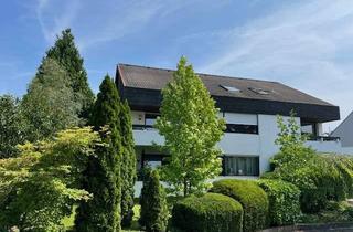 Wohnung mieten in Hallstattstraße 10, 73240 Wendlingen, Großzügige, helle 4,5 Zimmer-Wohnung mit EBK und Balkonen im 1.OG in ruhiger Wohnlage in Wendlingen