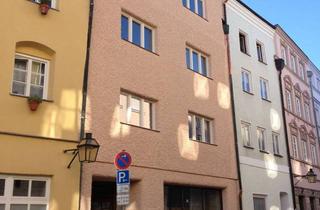 Wohnung mieten in Haupstrasse 45, 83308 Trostberg, Viel Platz in Trostberg: 4-Zimmer-Wohnung im dritten Obergeschoss