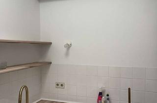 Wohnung mieten in 12159 Friedenau, 2-Zimmer-Dachgeschosswohnung in Berlin-Friedenau