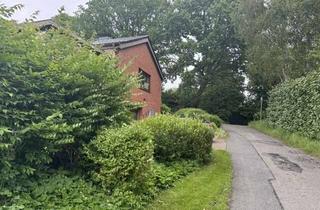 Einfamilienhaus kaufen in 24357 Fleckeby, Einfamilienhaus - ruhige Lage auf einer Anhöhe - Blick über die Dächer der Nachbarschaft