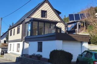 Einfamilienhaus kaufen in Hauptstraße 29, 09366 Stollberg, Einfamilienhaus mit sonnigem Grundstück und Ausbaupotenzial im DG