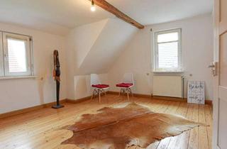 Doppelhaushälfte kaufen in Friedensstrasse, 71384 Weinstadt, Doppelhaushälfte mit 7 Zimmern - viel Platz