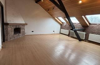 Wohnung kaufen in 52349 Düren, "Bezugsfreie 2-Zimmer-Dachgeschosswohnung!"