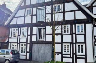 Haus kaufen in 59590 Geseke, Geseke - Geschichte und Gegenwart perfektioniert für die Zukunft. Außergewöhnliche Immobilie mit Gewerbe und Wohnraum im großen Stil.