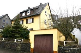 Haus kaufen in 74653 Künzelsau, Künzelsau - Renovierungsbedürftiges Einfamilienwohnhaus mit Einliegerwohnung