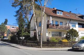 Mehrfamilienhaus kaufen in 91058 Erlangen, Erlangen - Mehrfamilienhaus mit 3 Wohneinheiten, Garage und Garten Haus