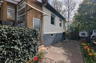 Haus kaufen in 73614 Schorndorf, Schorndorf - Naturhaus mit Kaminofen, Garten & dauerhaftem Wohnrecht
