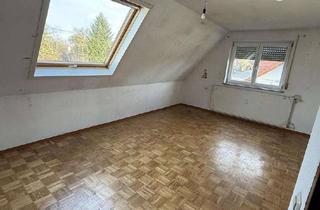 Wohnung kaufen in 72141 Walddorfhäslach, 2,5 Zimmer-Dachgeschoss-Wohnung