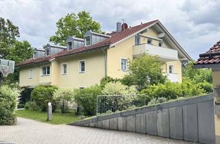 Wohnung kaufen in Waldstr., 82064 Straßlach-Dingharting, Erholsame 2 Zimmer Wohnung mit Balkon