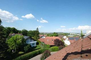 Wohnung kaufen in 71686 Remseck, Über den Dächern im Haldengebiet – Naturnahe Maisonette-Wohnung mit Weitblick