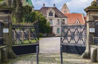 Wohnung kaufen in 44289 Sölde, Apartment im ehemaligen Rittergut – private Parkanlage – Teich – Sehr Gepflegt