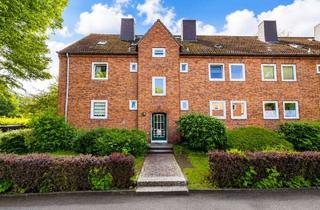 Wohnung kaufen in 24146 Elmschenhagen-Süd, Vermietete 2-Zimmer-Erdgeschosswohnung mit Terrasse und direkter Parklage in Kiel-Elmschenhagen