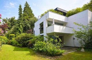Wohnung kaufen in 22587 Nienstedten, Nienstedten unweit des Hirschparks: Großzügige 3-Zimmer-Luxuswohnung mit Terrasse und Tennisplatz