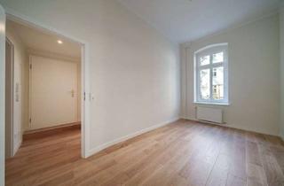 Wohnung kaufen in Marienstraße 16, 12459 Oberschöneweide, Bezugsfreie 2-Zimmer-Wohnung mit hohen Decken nahe HTW-Campus und Spree
