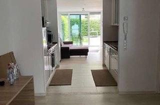 Wohnung mieten in 65795 Hattersheim, Stilvolle, hochwertige 3-Zimmer-Erdgeschosswohnung mit eigenem Garten und EBK in Hattersheim