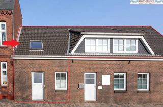 Wohnung mieten in 25813 Husum, Möblierte 2-Zimmer-Wohnung mit Dachterrasse im Herzen von Husum