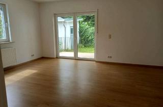 Wohnung mieten in Schönberger Straße 18, 61476 Kronberg, attraktive, lichtdurchflutete 4 Zimmerwohnung mit kleinem Garten und Balkon