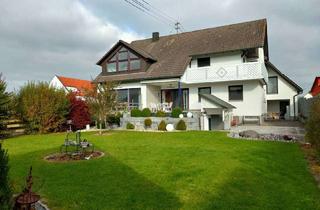 Wohnung mieten in 89291 Holzheim, Gepflegte Wohnung im Zweifamilienhaus mit 5 Zimmern sowie Terrasse, Einbauküche und neuem Bad