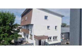Wohnung mieten in Industriestr 10, 63674 Altenstadt, Großzügige 10-Zimmer-Wohnung in AltenstadtFlexibler Immobilientraum auf 270 m²: 10 Zimmer mit 2 B