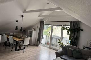 Wohnung mieten in 58456 Witten, Helle Dachgeschosswohnung mit Balkon in ruhiger Lage von Witten-Vormholz