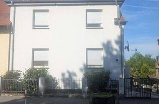 Einfamilienhaus kaufen in 65824 Schwalbach, Modernes Einfamilienhaus in bester Lage in Schwalbach mit idylischen Garten