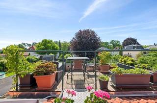 Einfamilienhaus kaufen in Weidenauer Weg, 13507 Tegel, Grün, ruhig und modernisiert - Einfamilienhaus mit Pool & Kamin in Berlin-Tegel