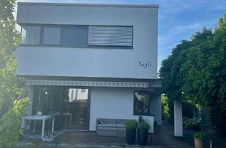 Haus kaufen in Larmannweg, 64653 Lorsch, Architektonisches Highlight: Freistehendes Familiendomizil in bester Lage von Lorsch