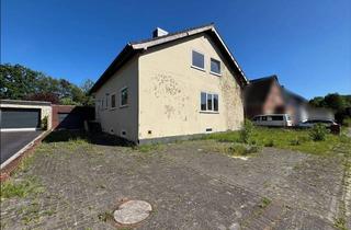 Haus kaufen in 27729 Hambergen, Großzügiges Zweifamilienhaus in ruhiger Sackgassenlage mit viel Potenzial in Hambergen-Kiebitzsegen