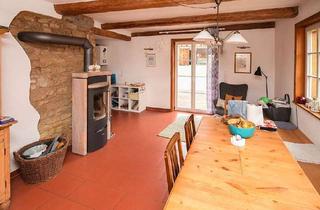 Bauernhaus kaufen in 38835 Osterwieck, Modernisiertes Bauernhaus mit Hof in Rhoden!