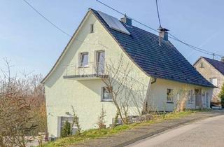 Einfamilienhaus kaufen in 51580 Reichshof, Umfassend saniertes Einfamilienhaus mit Garten, Garage, Photovoltaik-Anlage und Sauna