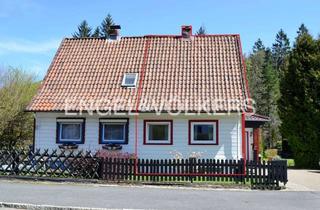 Doppelhaushälfte kaufen in 37520 Osterode, Großzügige Doppelhaushälfte – charmant und vielseitig in idyllischer Lage!