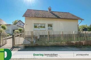 Haus kaufen in 53639 Königswinter, *Provisionsfrei* Mehr als nur vier Wände – freistehendes Zuhause mit Terrasse, Balkon & Carport