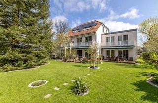 Haus kaufen in Lindenplatz, 14624 Dallgow-Döberitz, Ein Haus – viele Möglichkeiten: Hochwertiges Mehrgenerationenhaus mit 3 Wohneinheiten PV-Anlage,