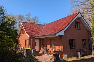 Einfamilienhaus kaufen in 21493 Schwarzenbek, Charmante Doppelhaushälfte mit Einfamilienhaus Charakter!