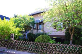 Einfamilienhaus kaufen in Am Lindenbaum, 51789 Lindlar, freistehendes Einfamilienhaus mit großem Garten und Garage in Lindlar (Hohkeppel)