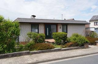 Haus kaufen in 31171 Nordstemmen, * Modernisierter Bungalow in Heyersum * - mit Vollkeller, Tiefgarage u. großem Carport