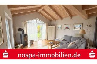 Haus kaufen in 24977 Grundhof, Wohntraum in Küstennähe: Moderner Vierck-Holzhaus-Bungalow mit Top-Ausstattung
