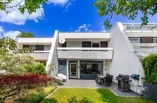 Haus kaufen in 85540 Haar, MODERNES REIHENMITTELHAUS MIT EBK, GARTEN, SAUNA & GARAGE IN HAAR