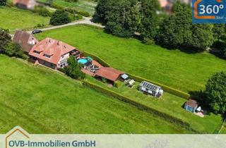 Haus kaufen in 26871 Papenburg, Zwei Wohnhäuser auf großzügigem Grundstück in zentraler und zugleich ruhiger Lage von Papenburg!