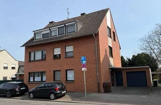 Haus kaufen in 41066 Neuwerk, Gepflegtes Dreifamilienhaus in guter Lage von MG-Neuwerk