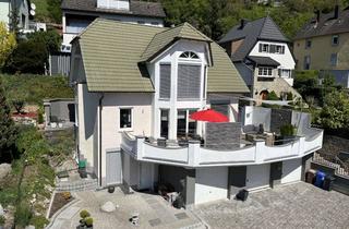 Haus kaufen in 97080 Unterdürrbach, Einfamilienwohnhaus mit Einliegerwohnung in Würzburg