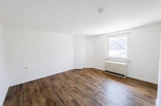 Wohnung mieten in 38364 Schöningen, Separates Häuschen: 2 Etagen, Hof-Mitnutzung