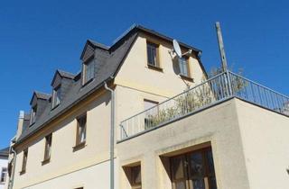 Wohnung kaufen in 04746 Hartha, Geräumige Eigentumswohnung zur Eigennutzung gesucht? Stadthaus mit Dachterrasse gefunden!