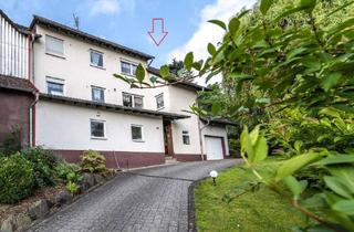 Anlageobjekt in 51570 Windeck, Zweifamilienhaus zur Kapitalanlage mit Garage!