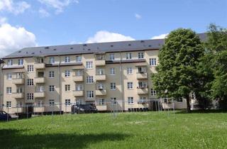 Wohnung mieten in Karl-Liebknecht-Str. 52A, 08606 Oelsnitz, Gemütliche Erdgeschosswohnung mit Balkon