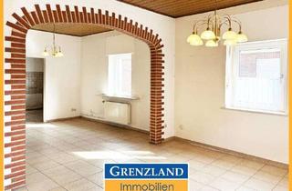 Wohnung kaufen in 46397 Bocholt, Eigentumswohnung mit Entwicklungspotenzial- 3-Zimmer, Garage